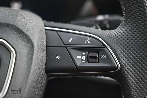 2024 Audi A3 35 TFSI S line GY