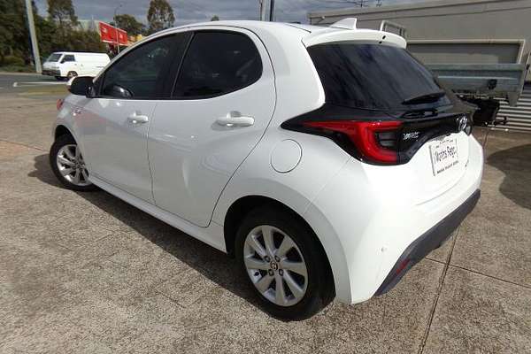 2020 Toyota Yaris SX Hybrid MXPH10R