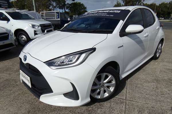 2020 Toyota Yaris SX Hybrid MXPH10R