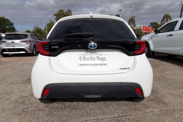 2020 Toyota Yaris SX Hybrid MXPH10R