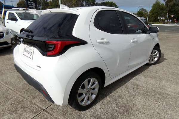 2020 Toyota Yaris SX Hybrid MXPH10R