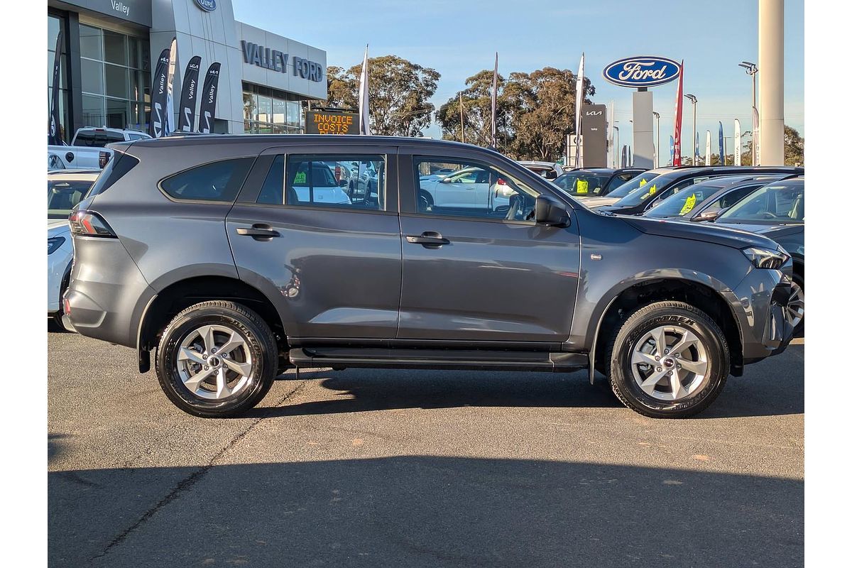 2025 Isuzu MU-X LS-M