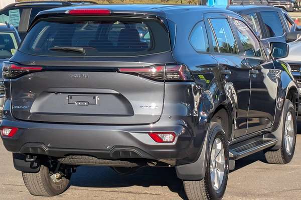 2025 Isuzu MU-X LS-M