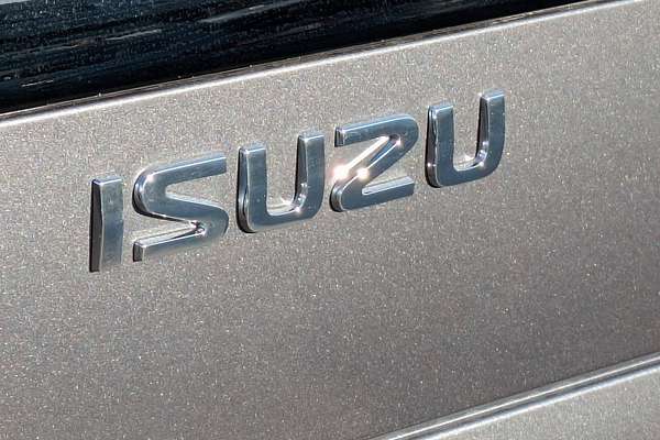 2025 Isuzu MU-X LS-M