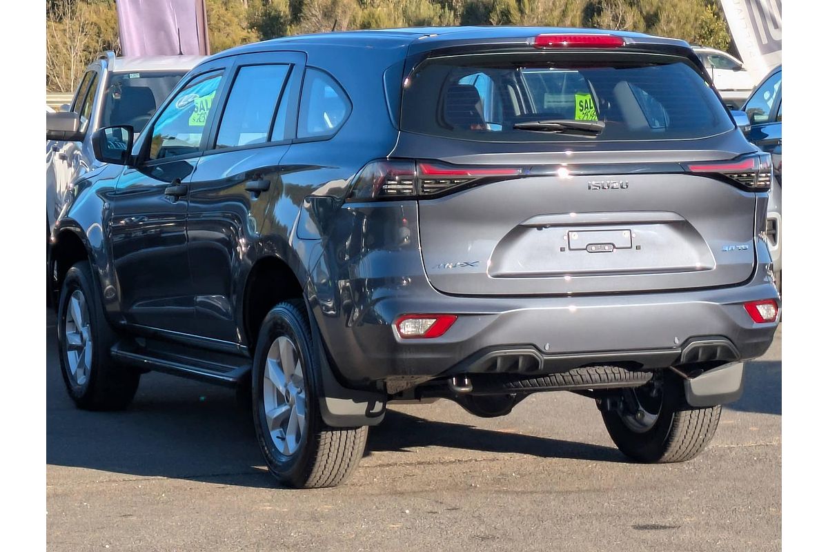 2025 Isuzu MU-X LS-M