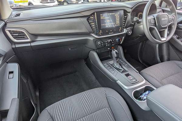 2025 Isuzu MU-X LS-M