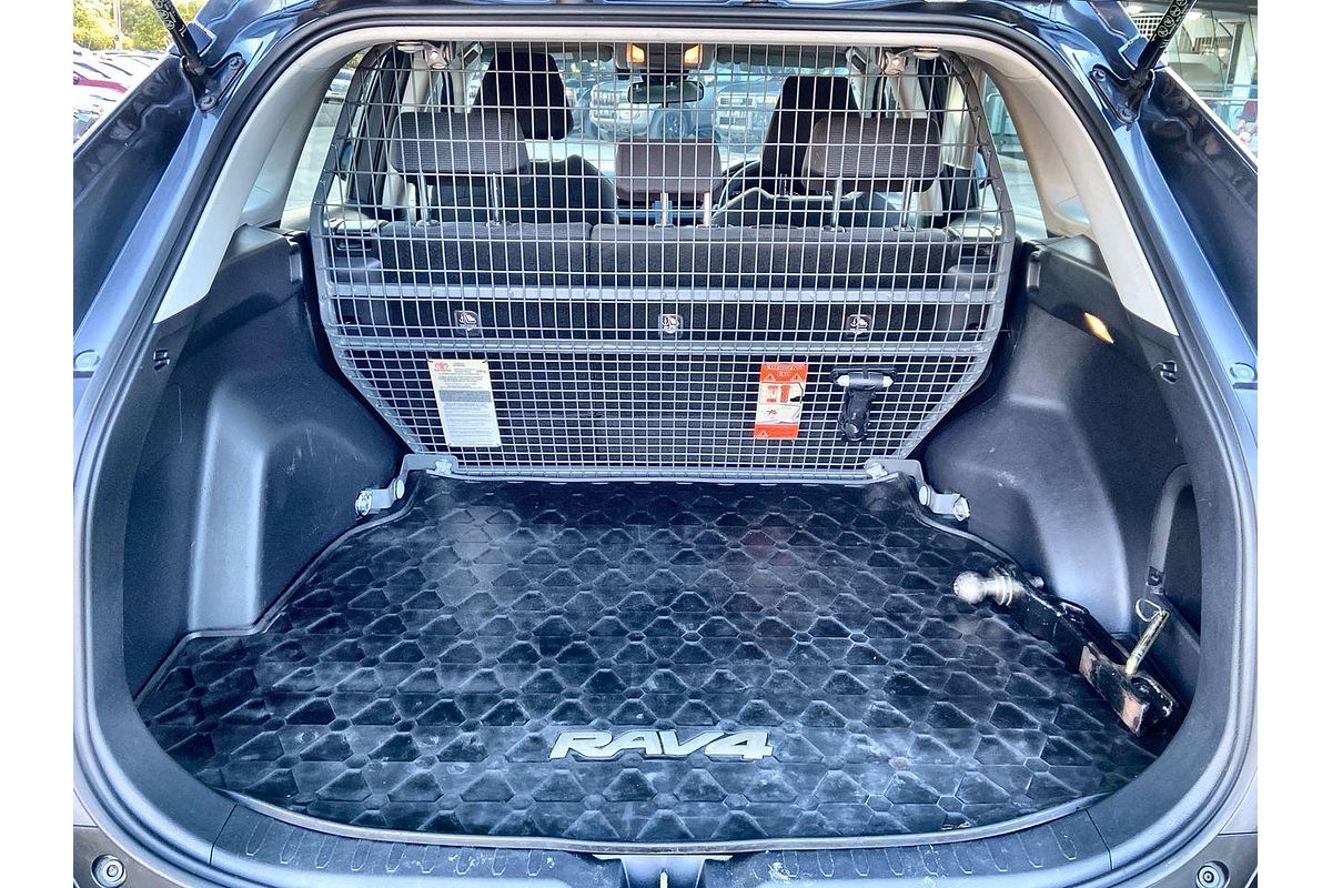 2020 Toyota RAV4 GX AXAH52R