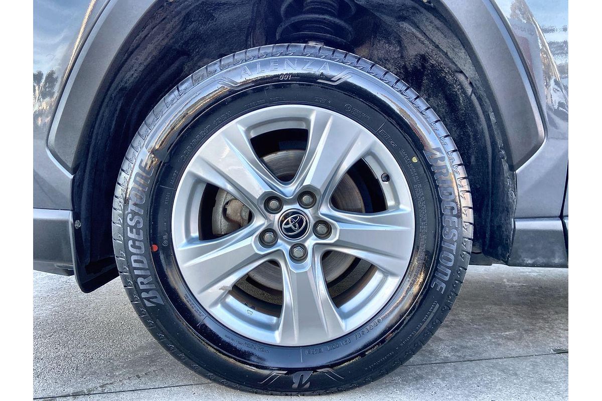 2020 Toyota RAV4 GX AXAH52R
