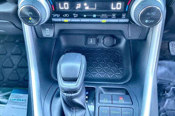 2020 Toyota RAV4 GX AXAH52R