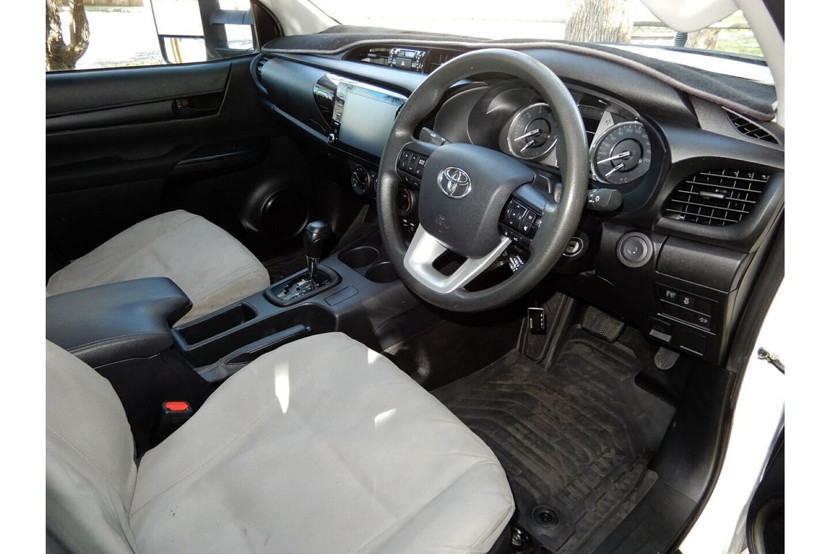 2022 Toyota Hilux Workmate GUN125R 4X4