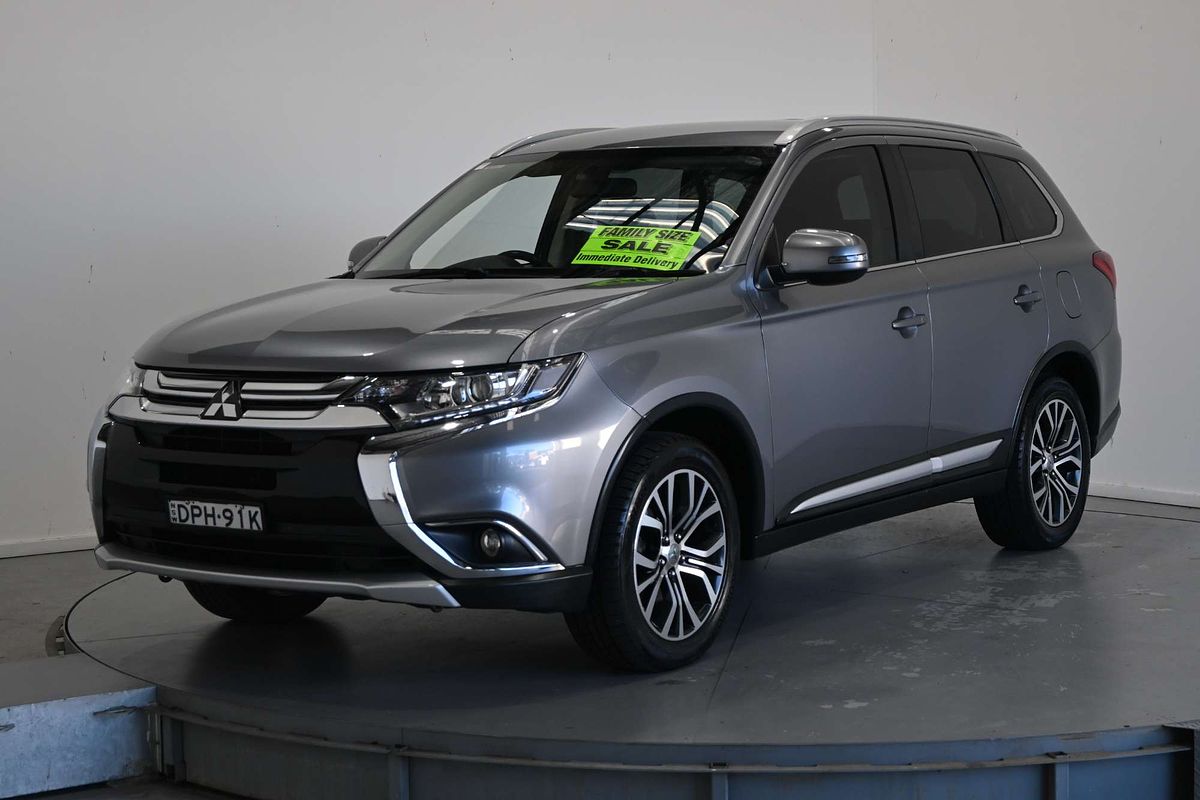 2017 Mitsubishi Outlander LS Safety Pack ZK