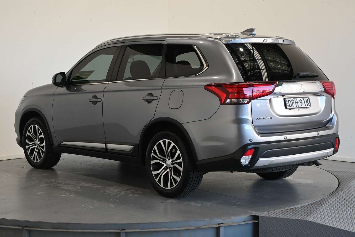 2017 Mitsubishi Outlander LS Safety Pack ZK