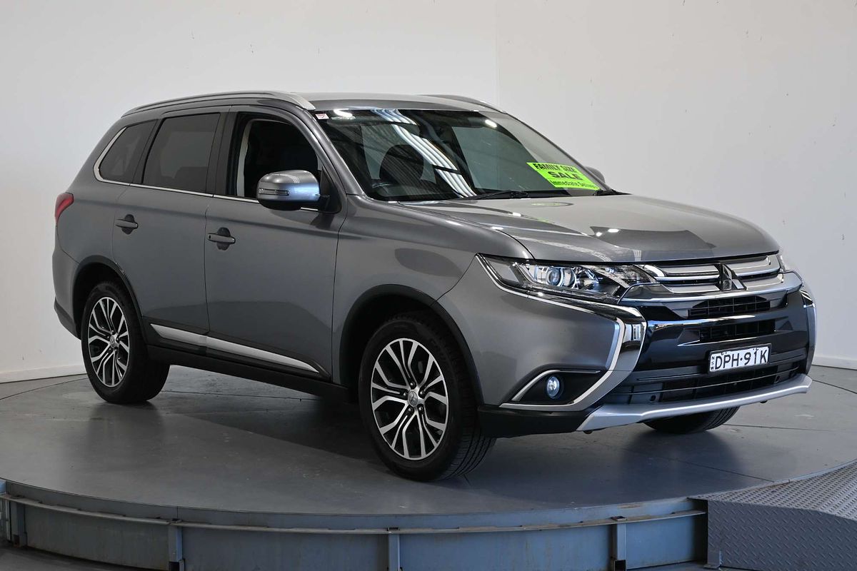 2017 Mitsubishi Outlander LS Safety Pack ZK