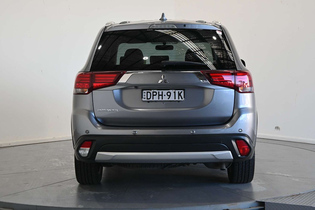 2017 Mitsubishi Outlander LS Safety Pack ZK