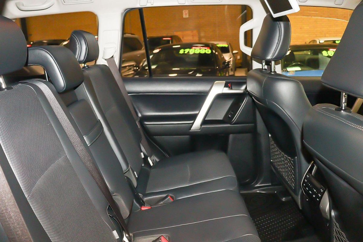2019 Toyota Landcruiser Prado Kakadu GDJ150R