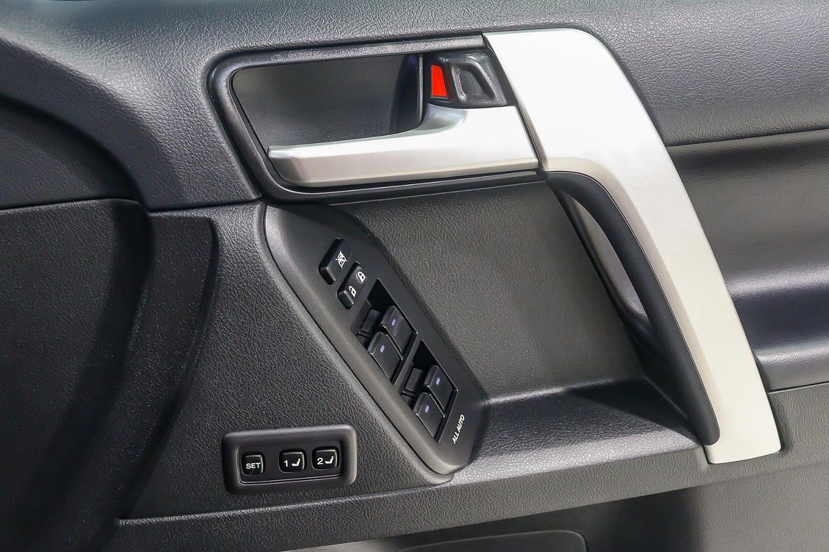2019 Toyota Landcruiser Prado Kakadu GDJ150R