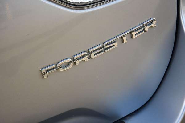 2023 Subaru Forester 2.5i-S S5