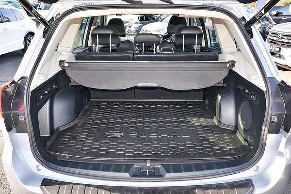 2023 Subaru Forester 2.5i-S S5