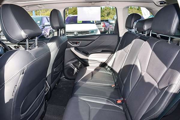 2023 Subaru Forester 2.5i-S S5