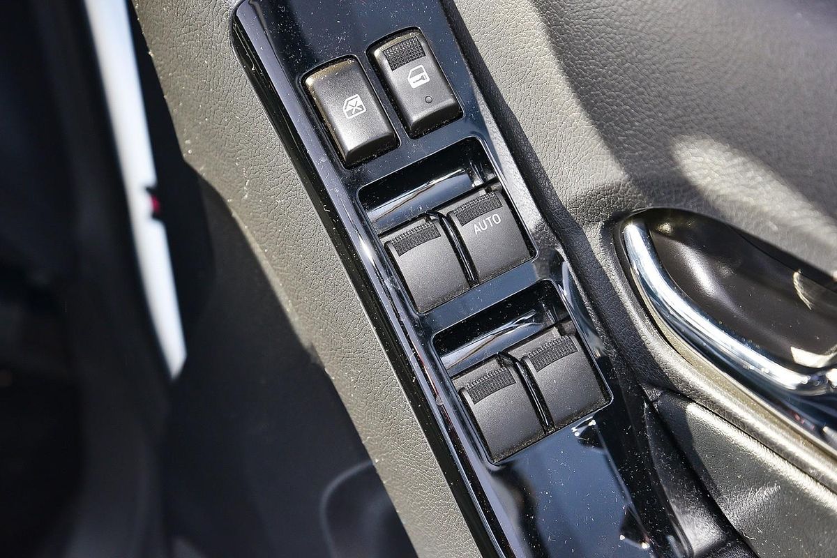 2019 Isuzu MU-X LS-T