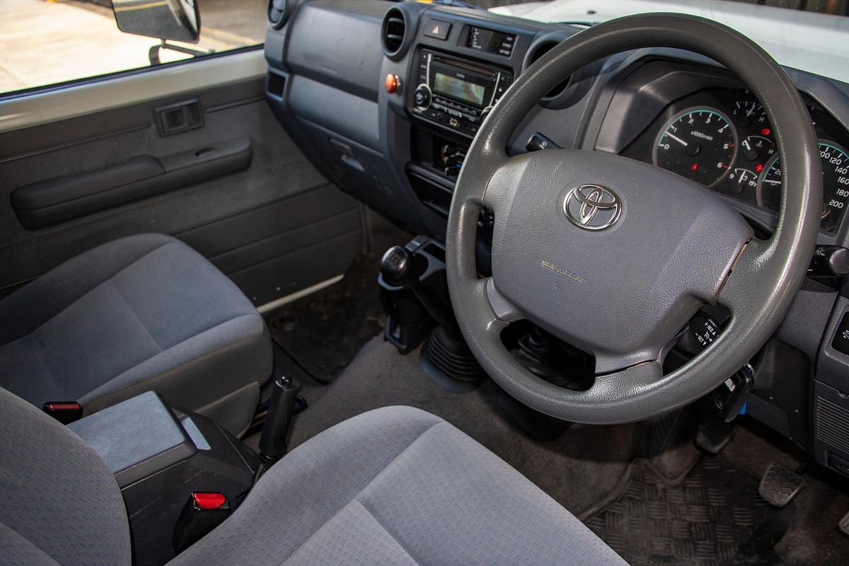 2019 Toyota Landcruiser GXL VDJ200R