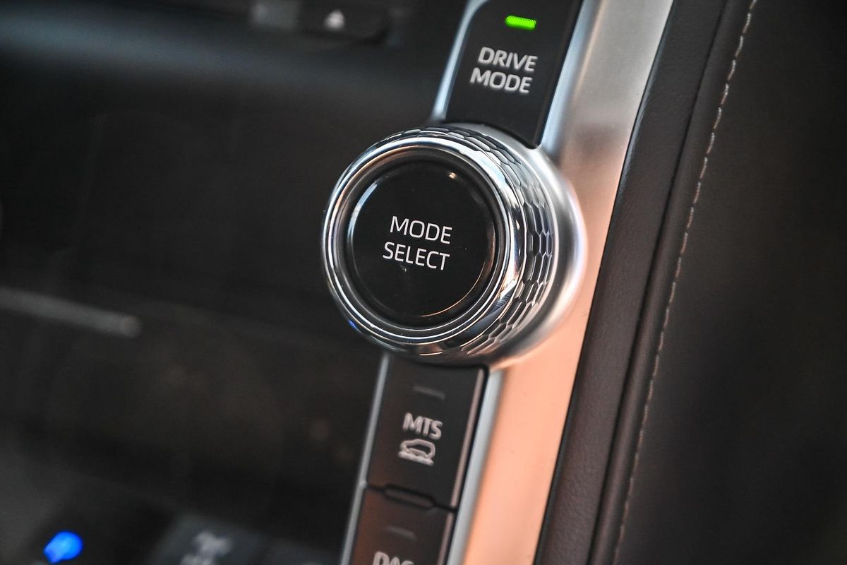 2022 Toyota Landcruiser VX FJA300R