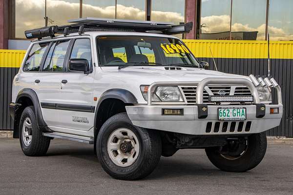 2001 Nissan Patrol ST GU II