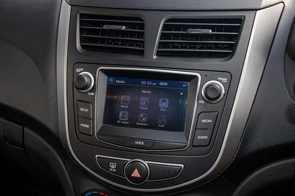 2016 Hyundai Accent Active RB3