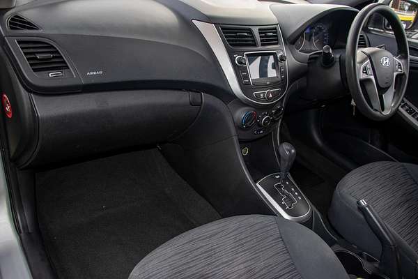 2016 Hyundai Accent Active RB4