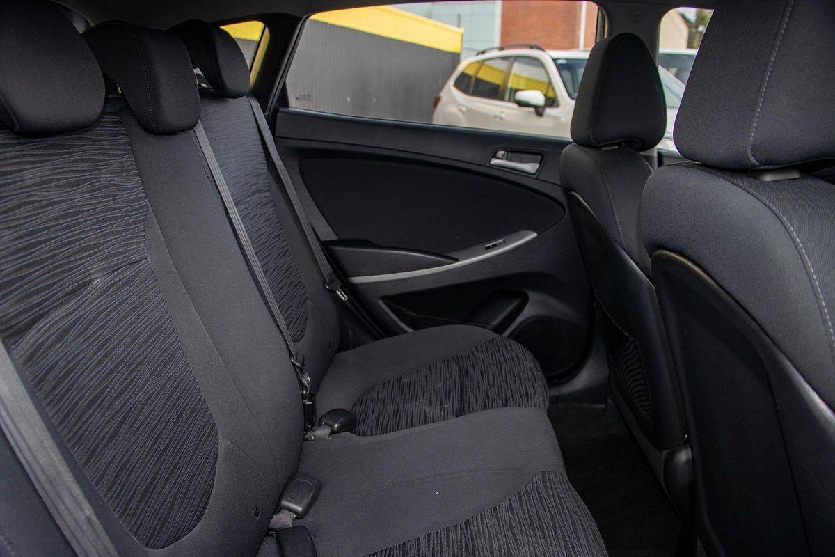 2016 Hyundai Accent Active RB4