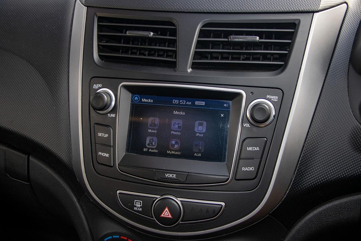 2016 Hyundai Accent Active RB4