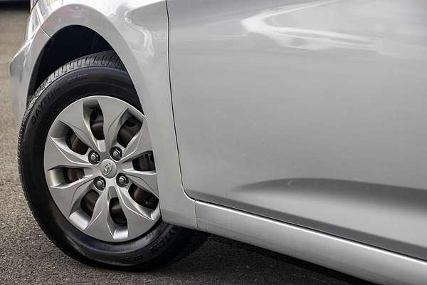 2016 Hyundai Accent Active RB4