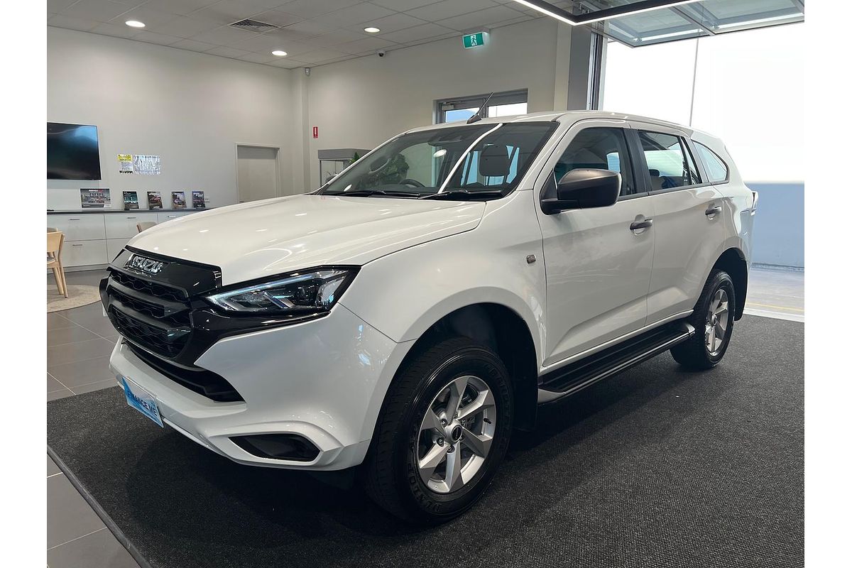 2024 Isuzu MU-X LS-M