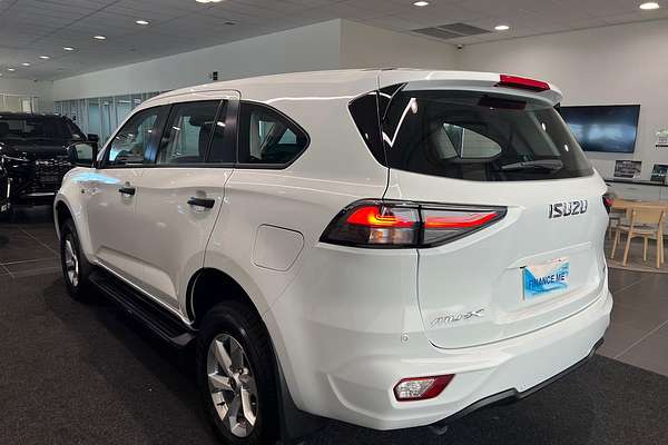 2024 Isuzu MU-X LS-M