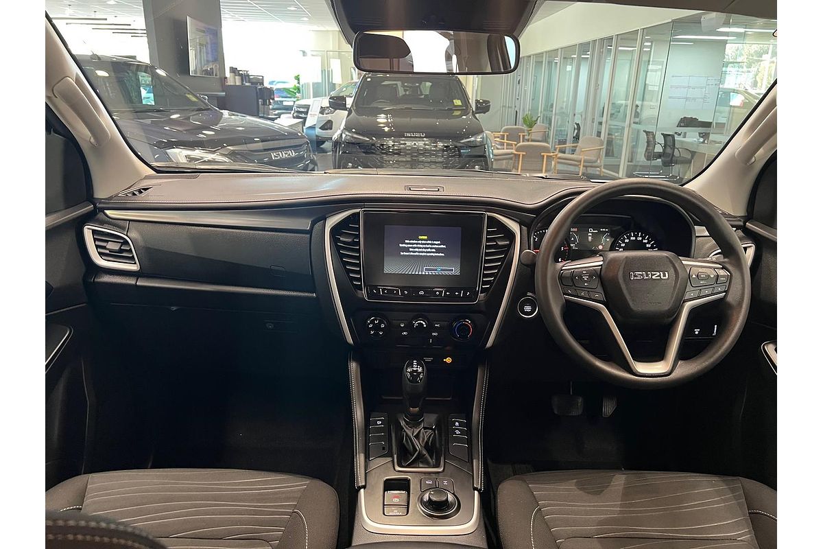 2024 Isuzu MU-X LS-M