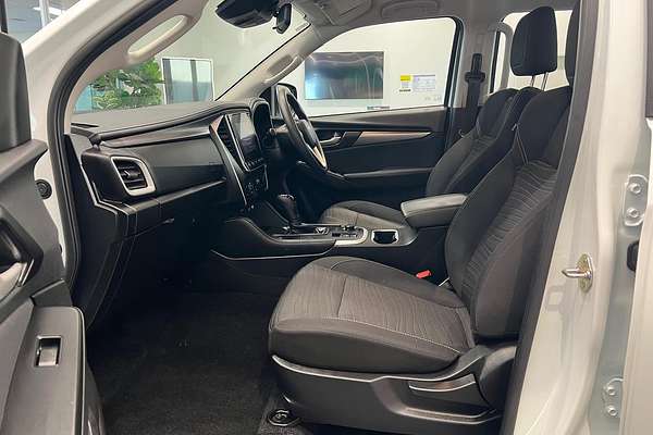 2024 Isuzu MU-X LS-M