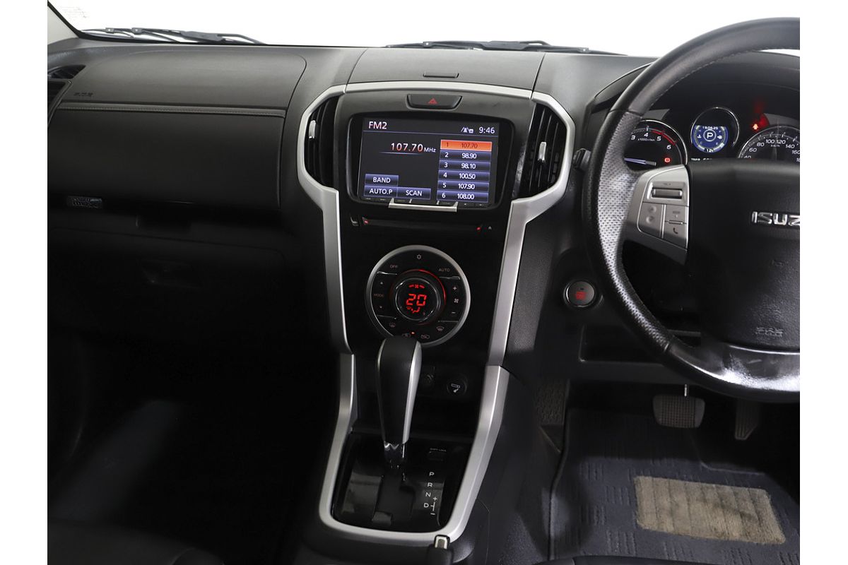 2021 Isuzu MU-X LS-T
