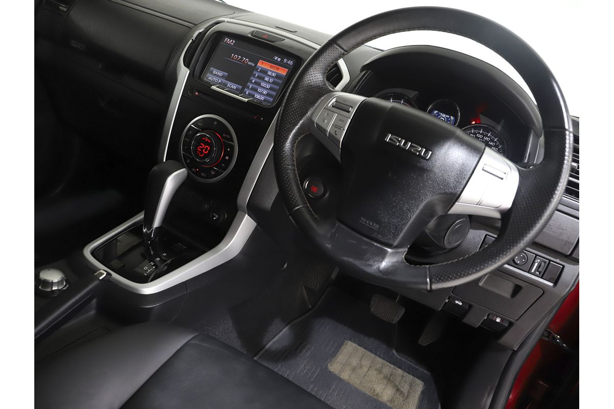 2021 Isuzu MU-X LS-T