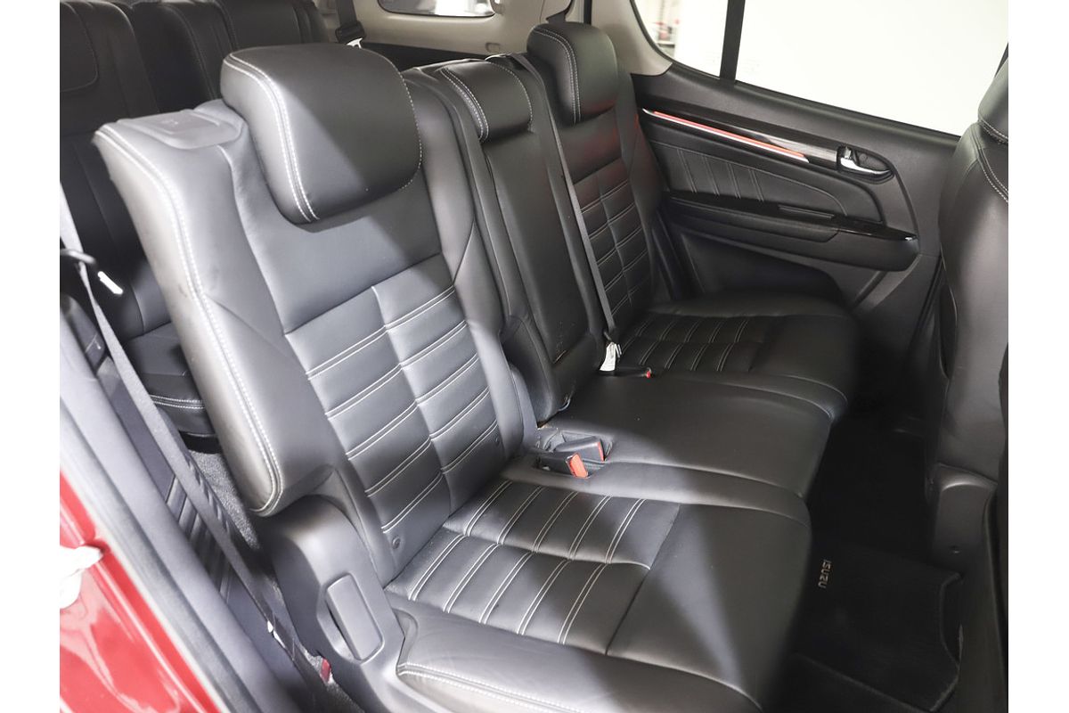 2021 Isuzu MU-X LS-T