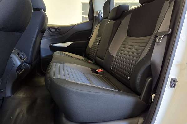 2025 Nissan Navara SL D23 4X4