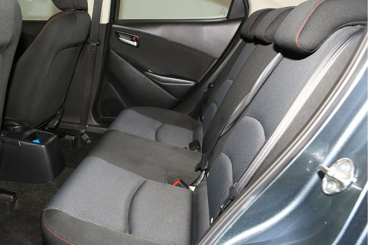 2016 Mazda 2 Maxx DL Series