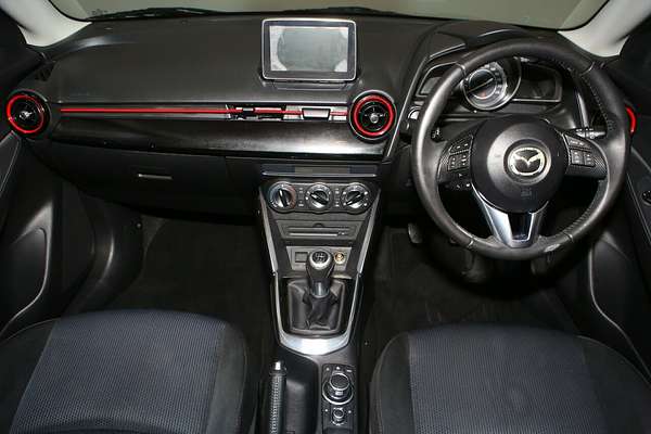 2016 Mazda 2 Maxx DL Series