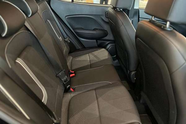 2024 Hyundai Venue Active QX.V5