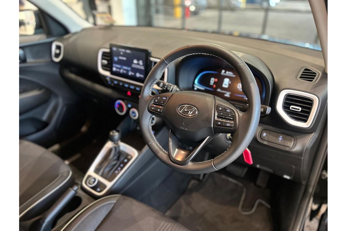 2024 Hyundai Venue Active QX.V5