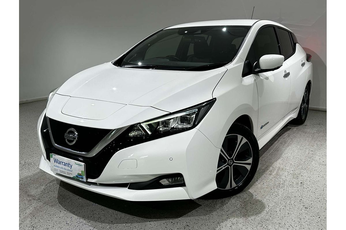 2019 Nissan LEAF  ZE1
