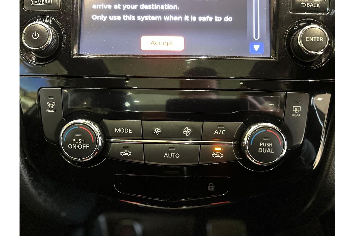 2016 Nissan QASHQAI Ti J11