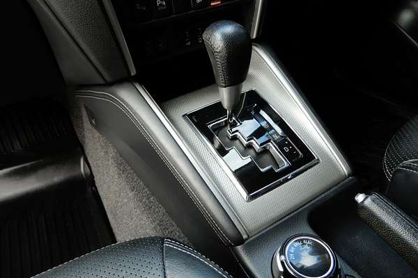 2022 Mitsubishi Triton GSR MR 4X4
