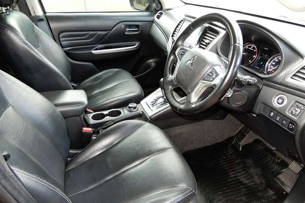 2022 Mitsubishi Triton GSR MR 4X4