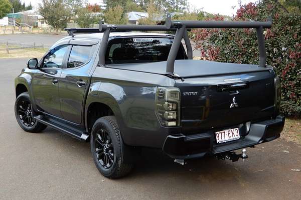 2022 Mitsubishi Triton GSR MR 4X4
