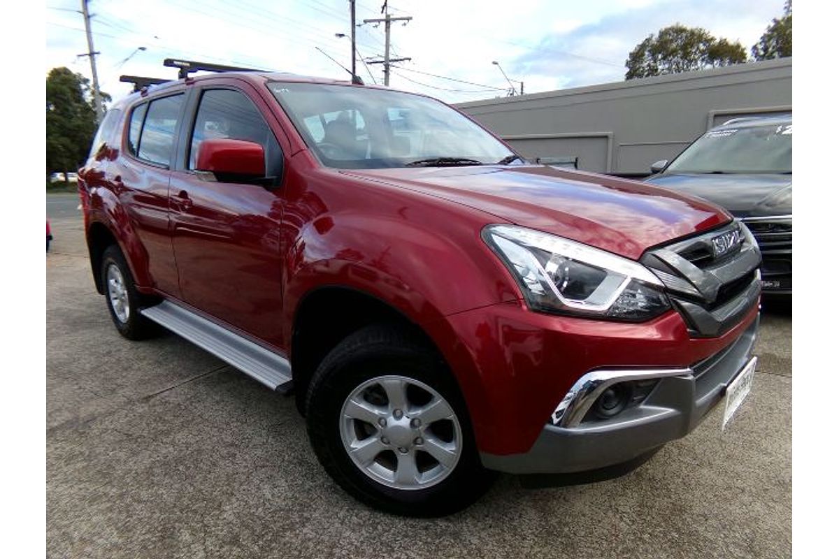 2020 Isuzu MU-X LS-M